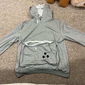 grey sweatshirt with animal pouch